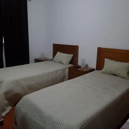 Casa Dias Guest house Corvo